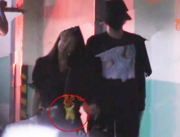 张艺兴爆料吴亦凡视频,揭秘娱乐圈背后真相  第1张